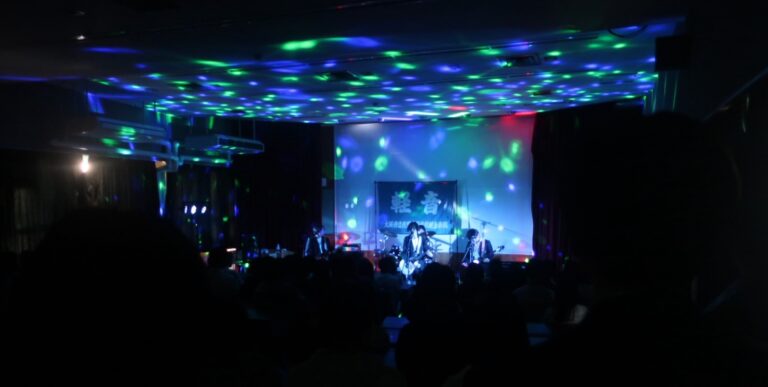 軽音楽部　泉北高校と交流ライブ